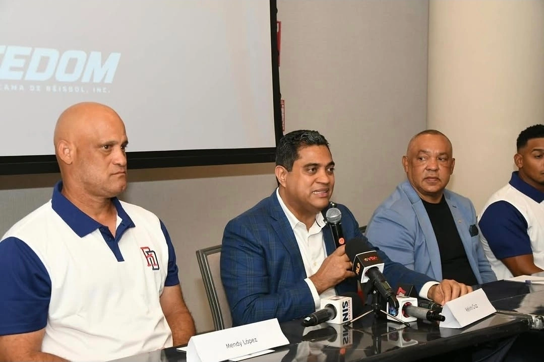 Mendy López, Kelvin Cruz
